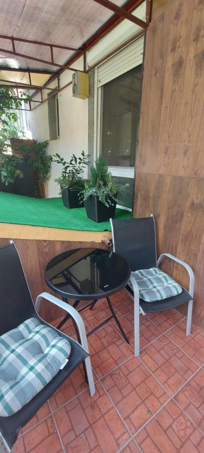 Garden Apartment Satu Mare Exterior photo